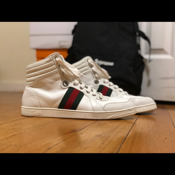 Gucci - Picture 1 of 8